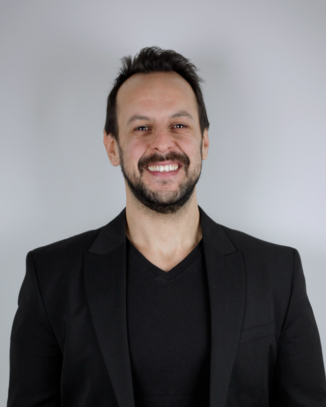 Victor Ayub - Novaxis Solutions - Kyvra