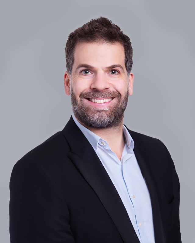 Victor Ayub - Novaxis Solutions - Kyvra